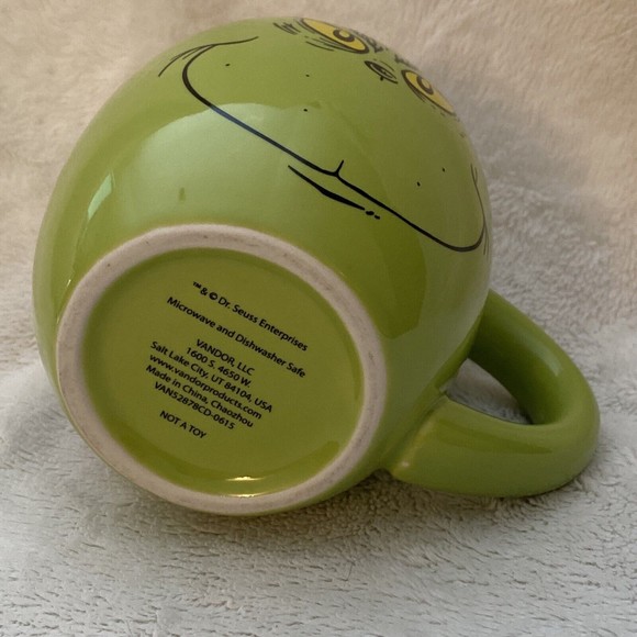 The Grinch and Cindy Lou Who Large Coffee Tea Cup Mug Dr. Seuss Merry Christmas - Picture 6 of 7